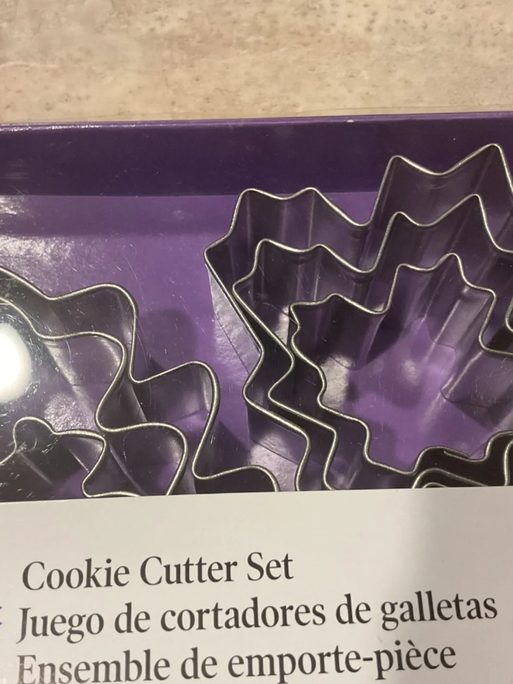 Wilton Cookie Cutter Set 9 pc Acorn Maple Leaf Oak Leaf 2011 New